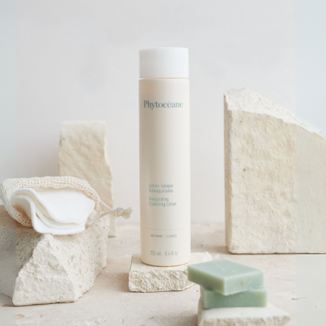 Invigorating Cleansing Lotion